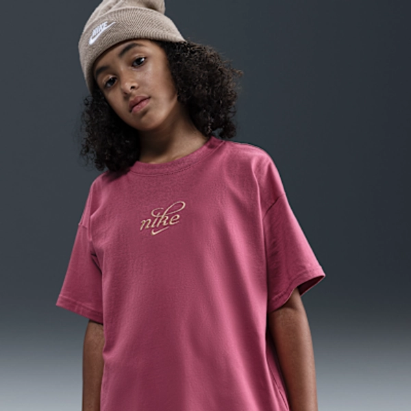 Nike Sportswear Big Kids' (Girls') T-Shirt