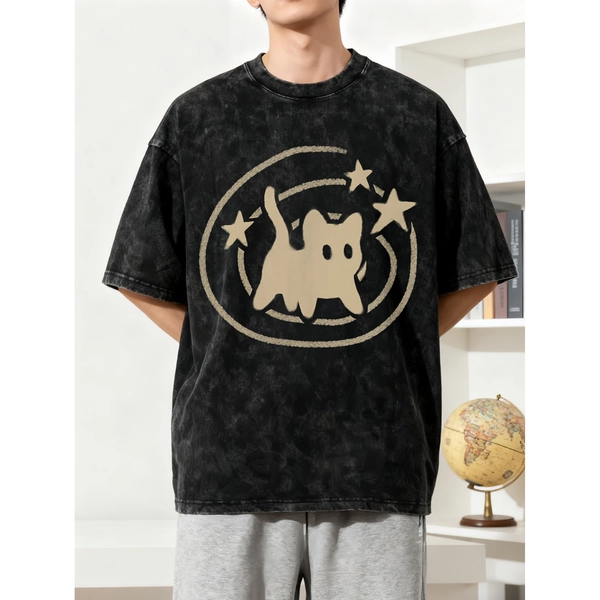 Y2K Horror Tomcat Cat Scared Under The Stars T-Shirt Cute Urban Avant-Garde T-Shirt Unique Trendy Cute Top Y2K Anime Minimalist