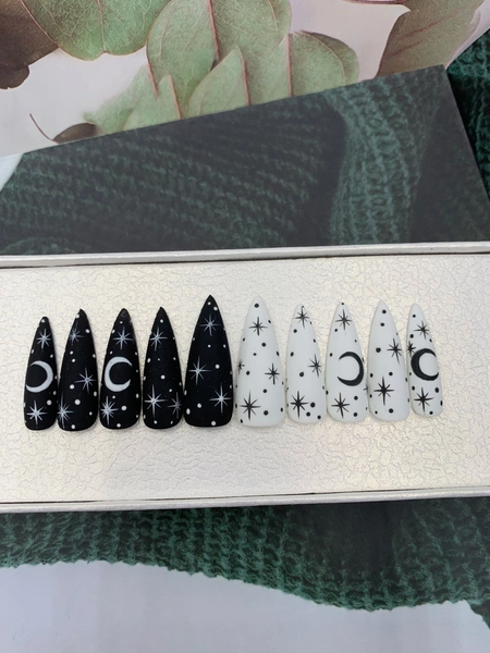 Luxury Moon Star Press On Nails: Elegant Handmade Acrylic Nails-B36