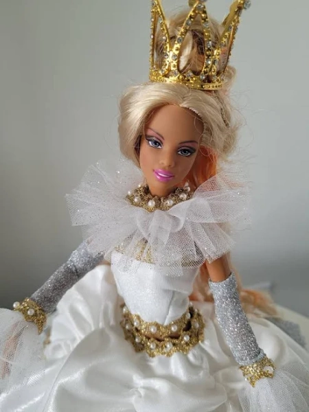 Queen in the Gold Handmade Costume