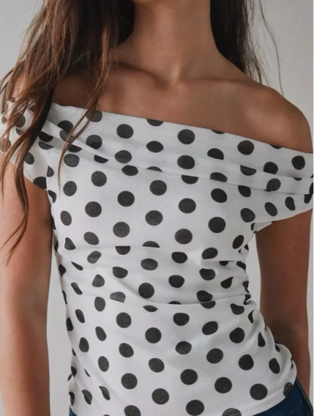 UO Fia Mesh Off-The-Shoulder Crop Top
