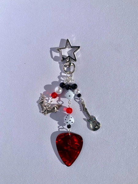 Eddie Munson Inspired Keychain - Beaded Keychain - Stranger Things Keychain - Keychain Based On Eddie Munson - Eddie Munson Jewellery - ST
