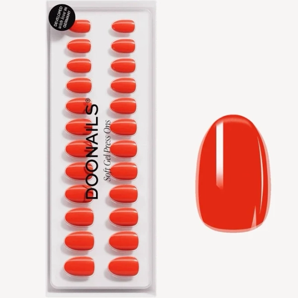 Doonails Reusable Soft Gel Press On Nails Short Round On Fire