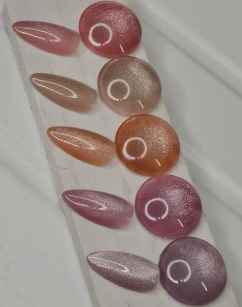 Nude Diamond Cat Eye Polish