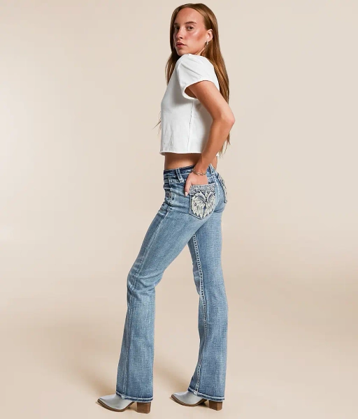 22 L268 Low Rise Boot Stretch Jean