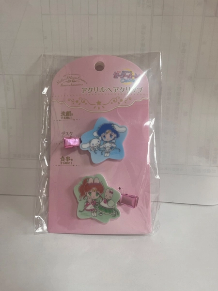 Sanrio x sailor moon collaboration hair clip