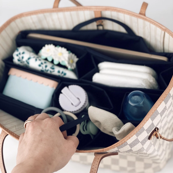 Handbag organiser 
