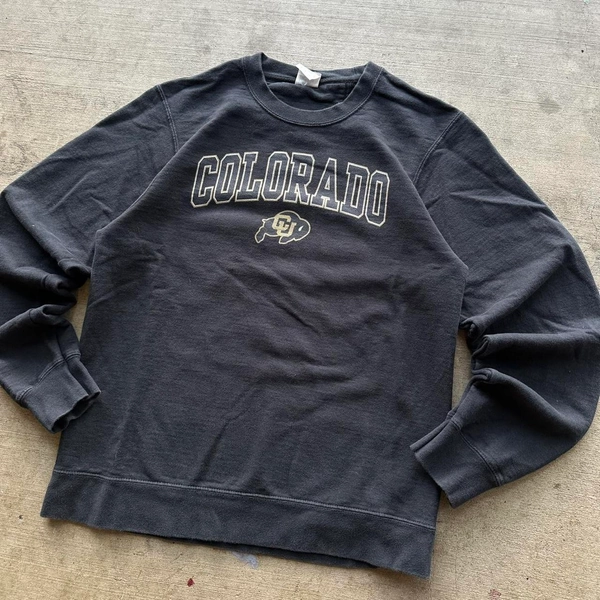 Vintage 00’s University of Colorado Boulder...