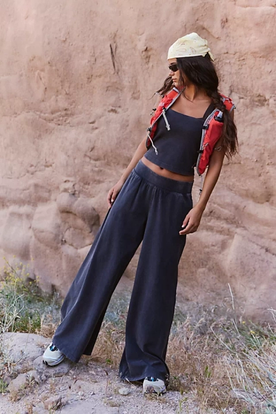 Hot Shot Strappy Set