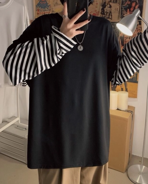 Black Oversized T-Shirt With Fake Sleeves | Taehyung - BTS - Fashion Chingu