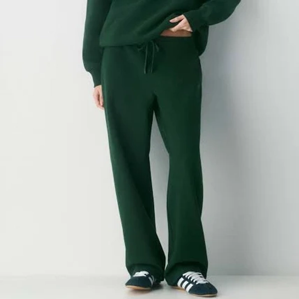 Aritzia Cozy Sweatfleece Sweatpants