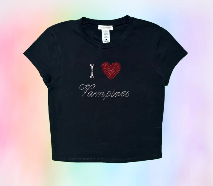 I Love Vampires Rhinestone Y2K Crop Top – Sparkly Graphic Tee for Women | Trendy Gothic Shirt | Retro Glitter Top | Y2K Fashion