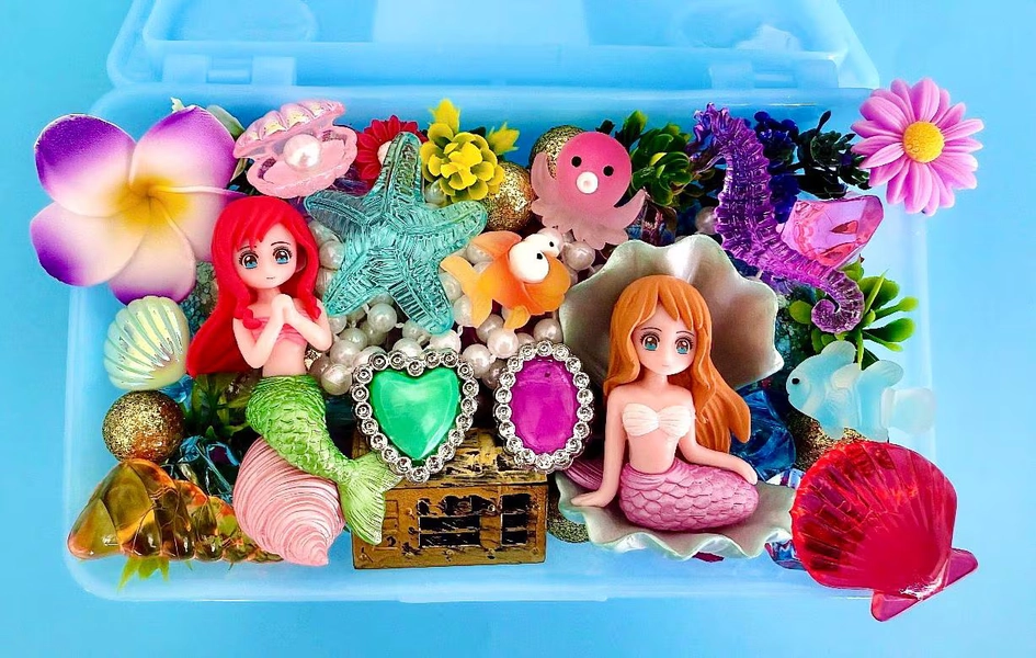 Mid-Sized Mermaid Play dough Kit, Sensory Kit, Mermaid Gift playdough set, girls gift,sensory kit,toddler present,Custom Girls birthday gift
