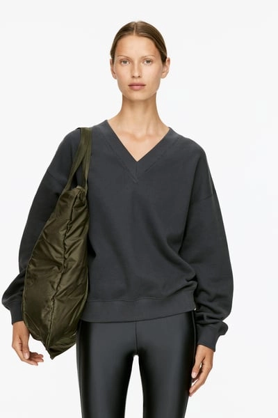 V-Neck Sweatshirt – Dark Grey – Women – ARKET EU