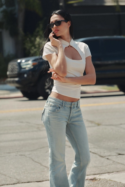MANDARIN COLLAR VENTED TOP