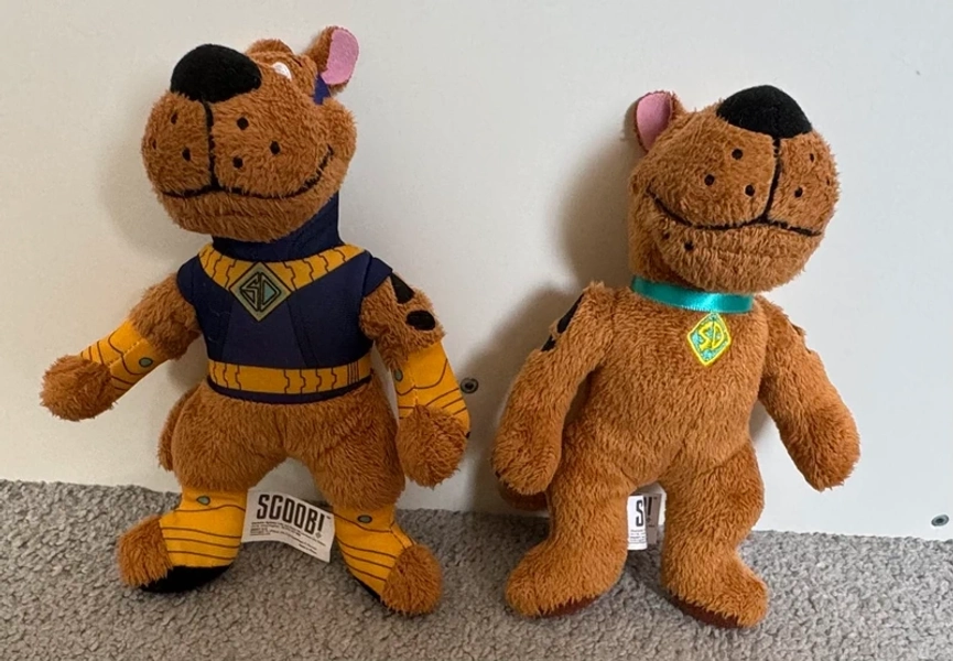 2 x official Scooby Doo plush Teddies