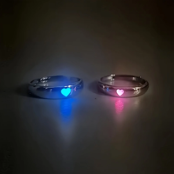 2pcs Fashion Simple Personality Heart Luminous Couple Rings Suitable for Women's Daily and Holiday Wear