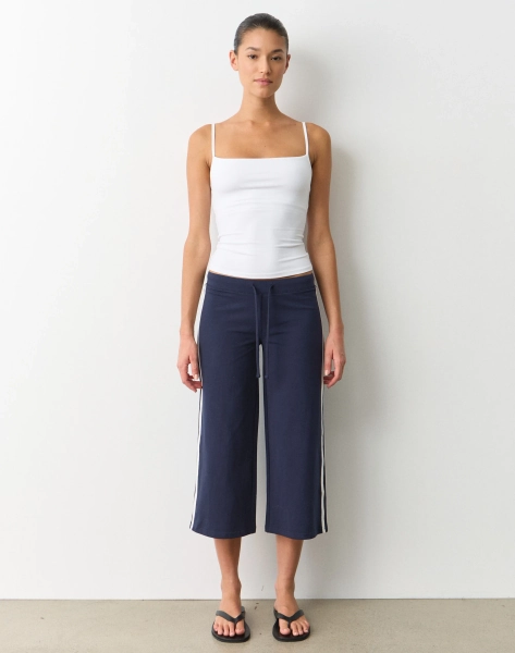 Tie Waist Capri Pant