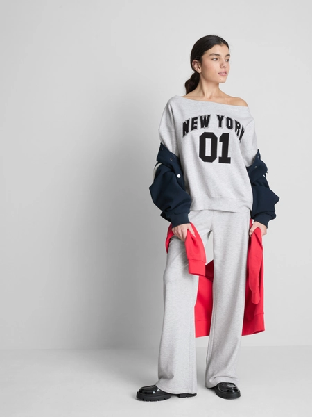 The Primark Scene | Off Shoulder Graphic Sweatshirt