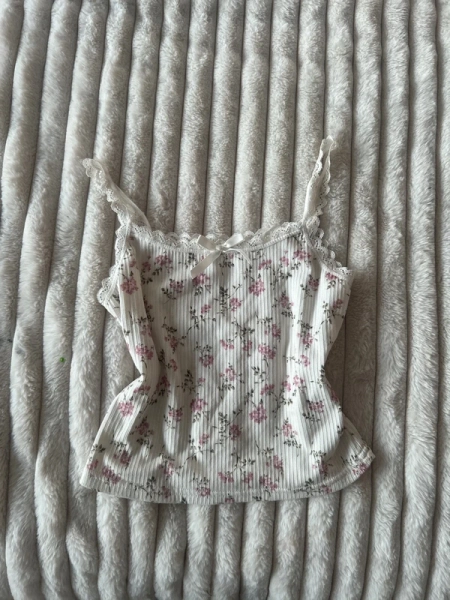 Cute top