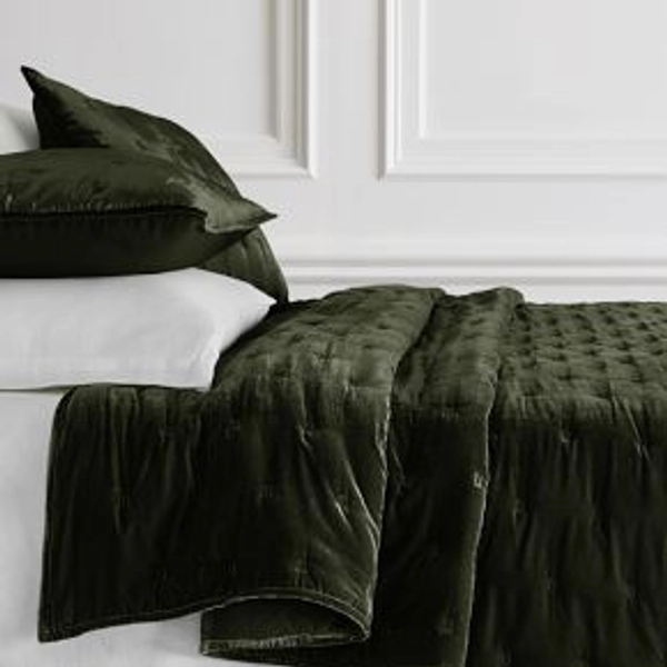 Lush Velvet Tack Stitch Quilt &amp; Shams