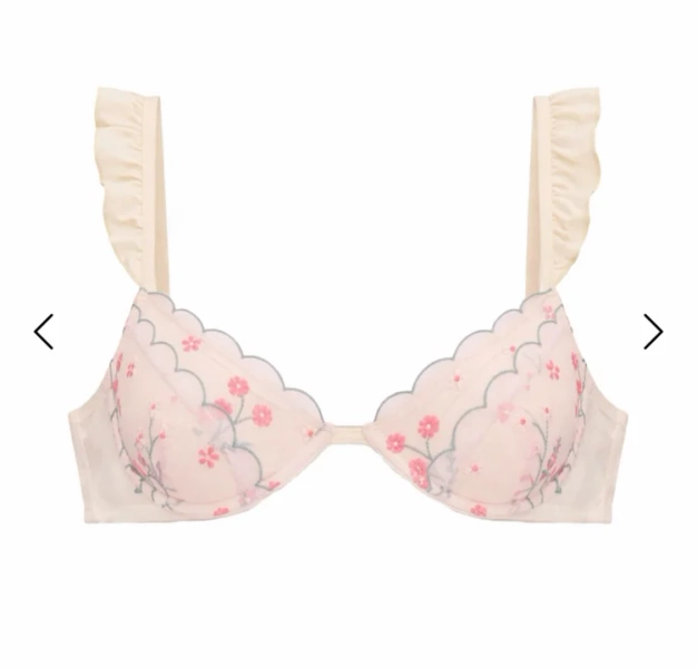 Sirena In Scallop Lace Bikini Top