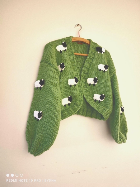 Chunky Knit Green Sheep Cardigan – Cozy Handmade Oversize Sweater, Wool Knit Jacket, Gift for Her, Winter Cottagecore Fashion