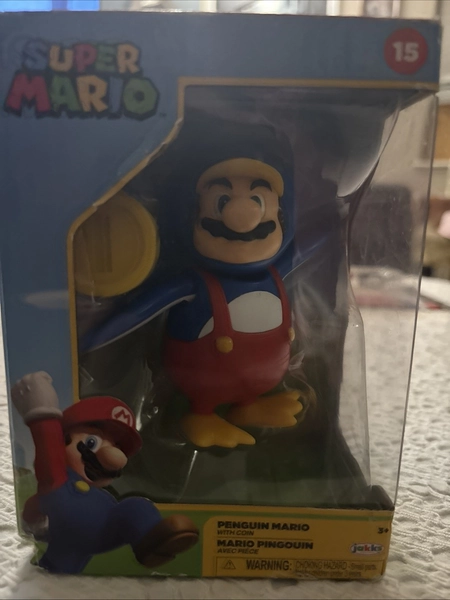 Super Mario Penguin Mario With Coin