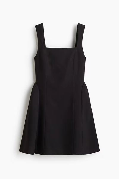 Dress with Flared Skirt - Black/dotted
