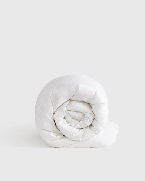 Twin size white comforter 