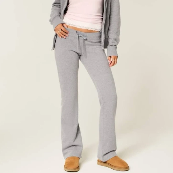 Hollister Women's Logo Graphic Boot Sweatpants