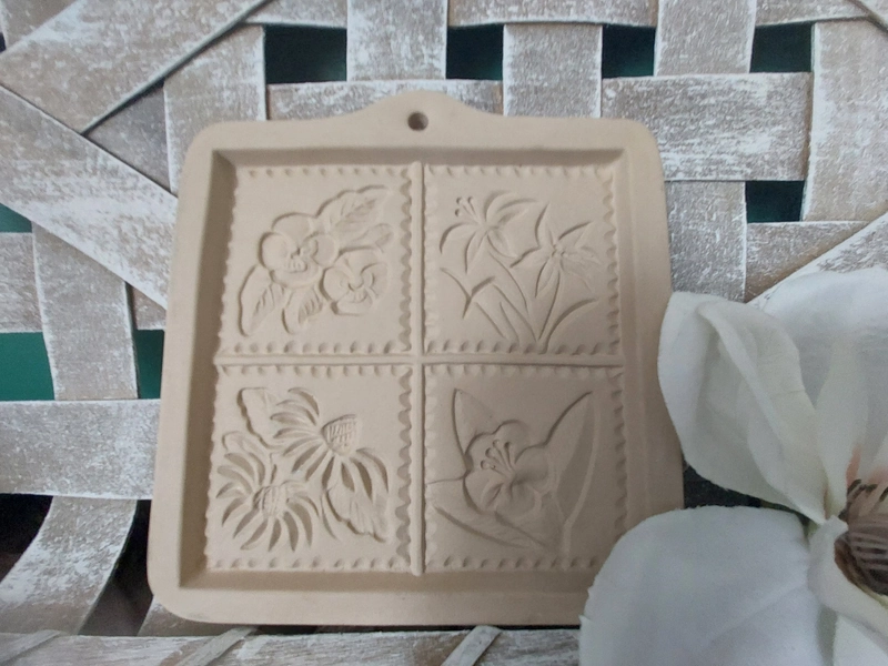 Vintage Brown Bag Seasons of the Heart Cookie Mold - 1997