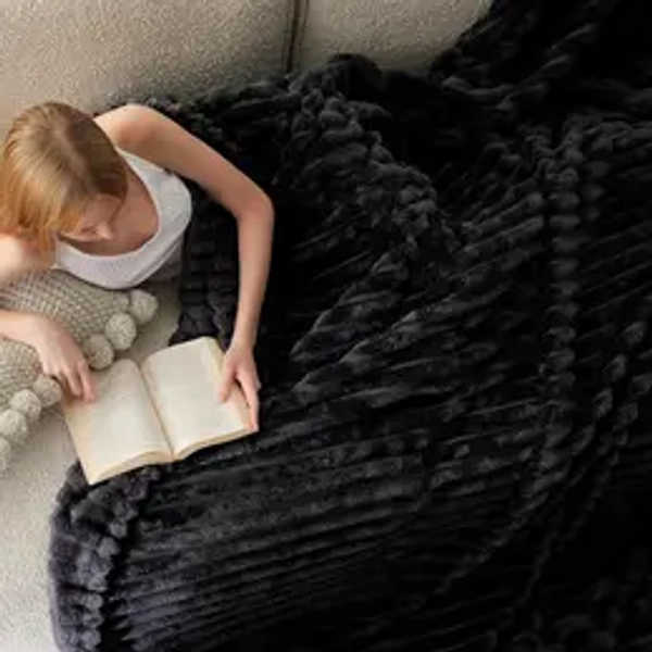 【Black Friday Deal】Bedsure GentleSoft Cozy Blanket-Patio Furniture Decor,Ultra-Soft,Classic Stripe Pattern, Ideal for Bed,Couch, Travel,Camping, All Seasons,Home Bedroom Decor Plush Outdoorfun,Lightweight Comforter,Cute Small Throws for Girls,