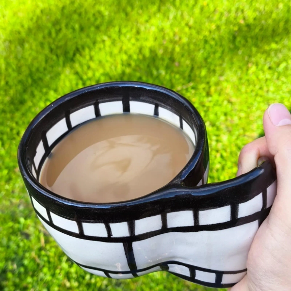 2024 Trend Ceramic Film Strip Mug – Unique Movie Lover’s Gift