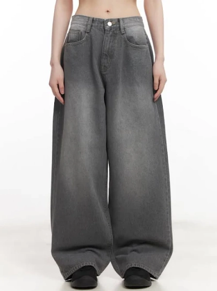 Venessa Washed Baggy Jeans