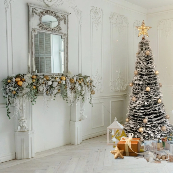 Rosé Home Christmas tree gold London