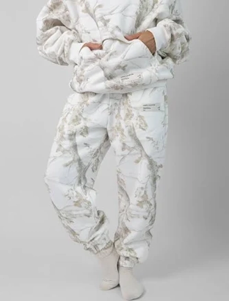 Comfrt Oversized Camo Straight Leg Sweatpants