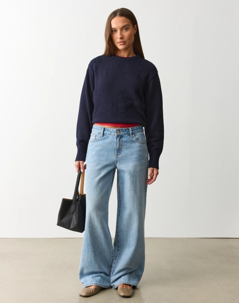 Mid Rise Wide Leg Jean