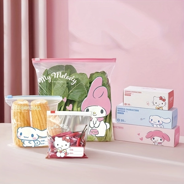 A Box of Thickened, Food-Grade Sealing Bags from Sanrio, Designed for Home Use, Ideal for Preserving Food, Vegetables, And Fruits in The Refrigerator with Zip-Lock Functionality.