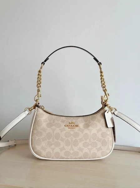 NWT Teri Shoulder Bag In Signature Canvas CV933 Gold/Sand/Chalk