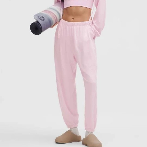 Lululemon Women's BeCalm Oversized Mid-Rise Pants