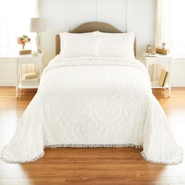 BrylaneHome 100% Cotton Georgia Chenille Bedspread - King, Ivory