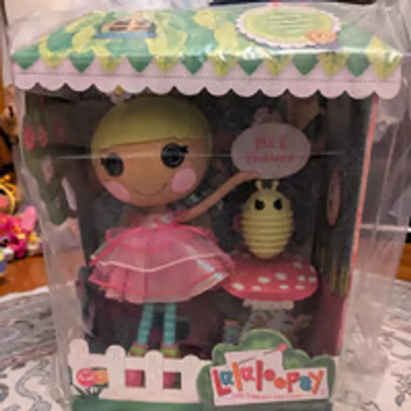 Lalaloopsy Pix E Flutters NIB