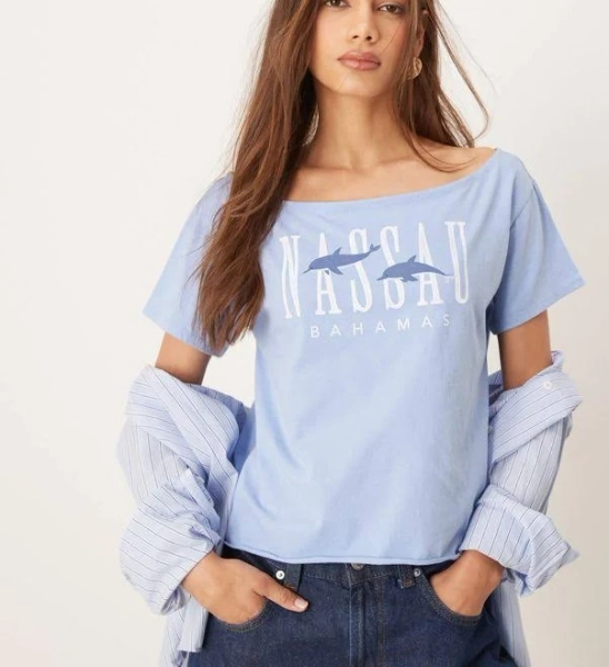 Hollister Slash Neck T-Shirt with Nassau Print