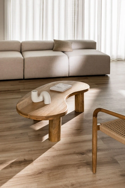 Table basse en manguier Larabeya