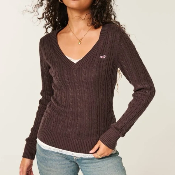Hollister Women's Cable-Knit V-Neck Sweater