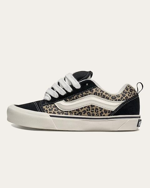 Knu Skool Shoe en Leopard Brown / Black | Vans CA