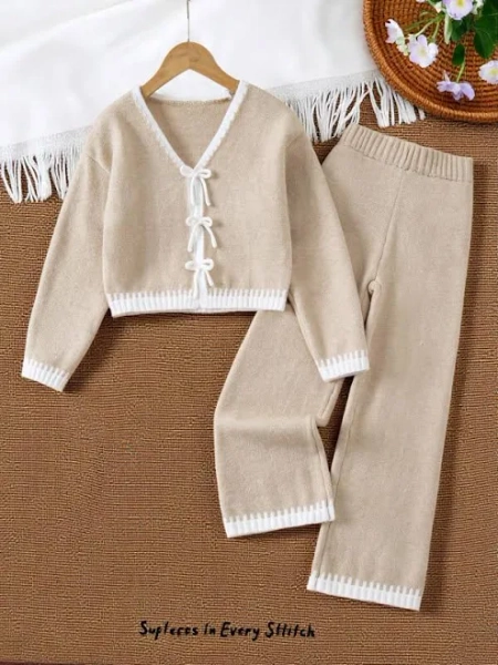 SHEIN Girls' Bow Knit Sweater Set