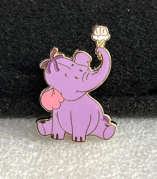 Disney DSF Winnie the Pooh Lumpy Heffalump Pin Traders Delight GWP LE 300 PTD
