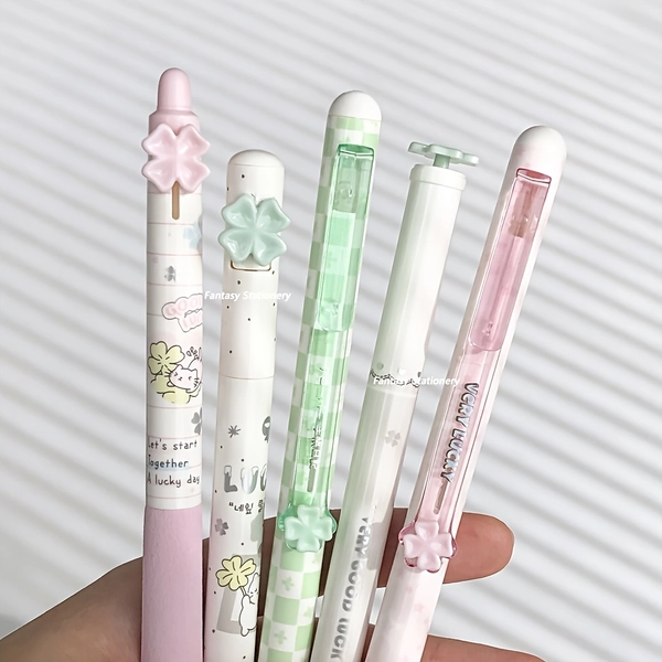 4pcs/set Lucky Star Gel Pen Set High Appearance Four-leaf Clover Design 0.5mm Quick-drying Smooth Office Signature Black Pen Student Exam Special CS Tip Brush Question Pen
